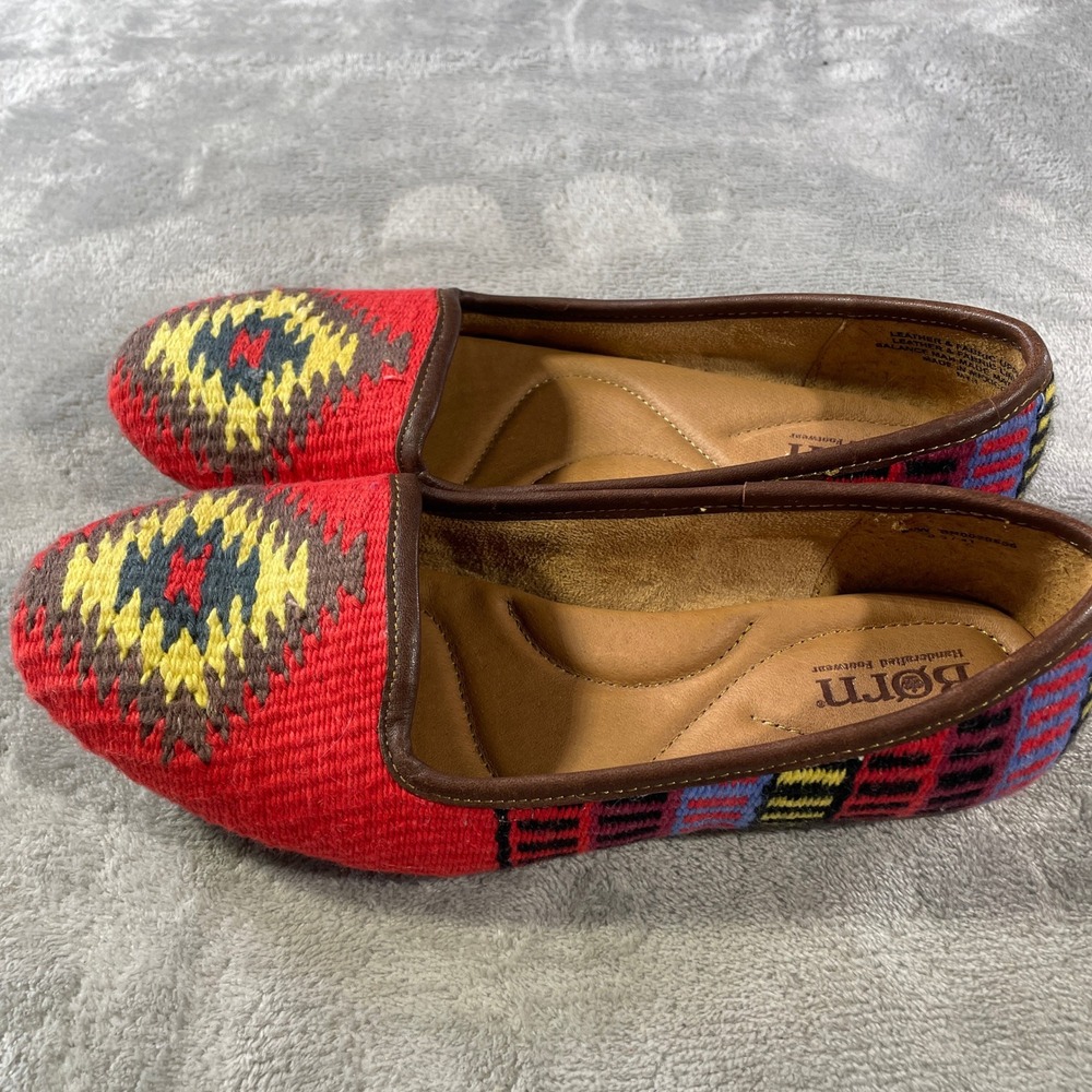 Born Loafers Flats Slip On Women 9.5 Red Southwestern Aztec Woven Fabric Leather - Picture 4 of 10
